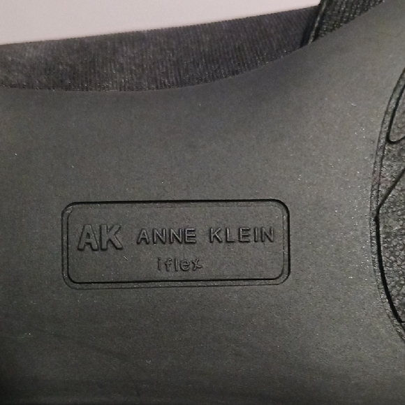 Elegant Anne Klein ⚜️ Flex Black Slip On Flats 10 - Picture 9 of 15